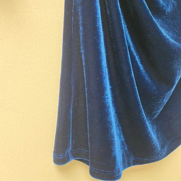 Sedge Apparel Blue Velvet Dress with Ruching and Long‎ Sleeves Size Medium - Picture 3 of 7